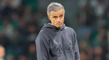 لويس إنريكي يحذر من صعوبة مواجهة برشلونة في دوري الأبطال